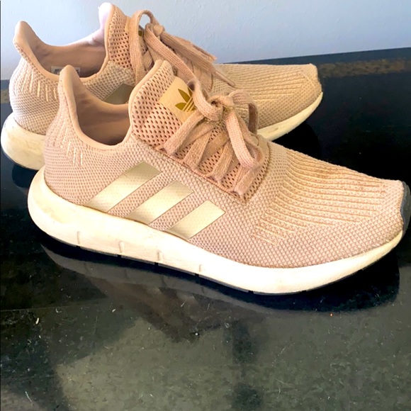 adidas shoes swift run